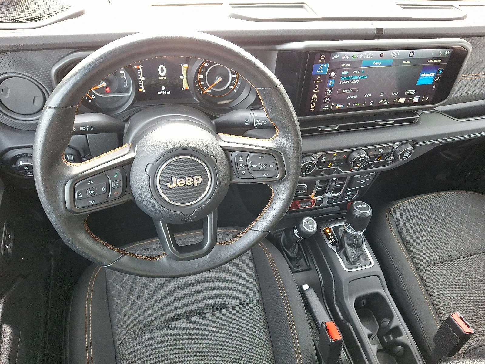 Used 2024 Jeep Gladiator Mojave w/ Convenience Group image 11