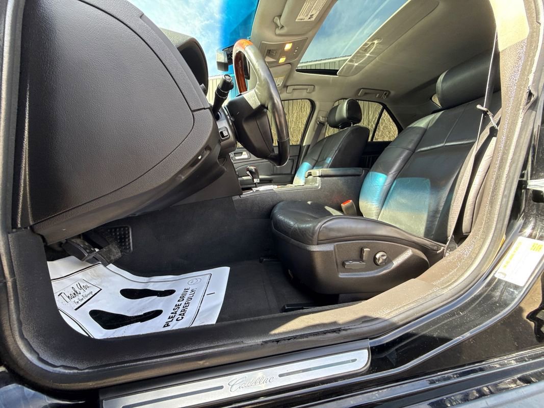 Used 2006 Cadillac STS V8 w/ Preferred Equipment Group RWD image 16