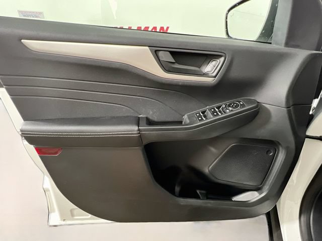 Used 2022 Ford Escape SE w/ Convenience Package FWD image 33