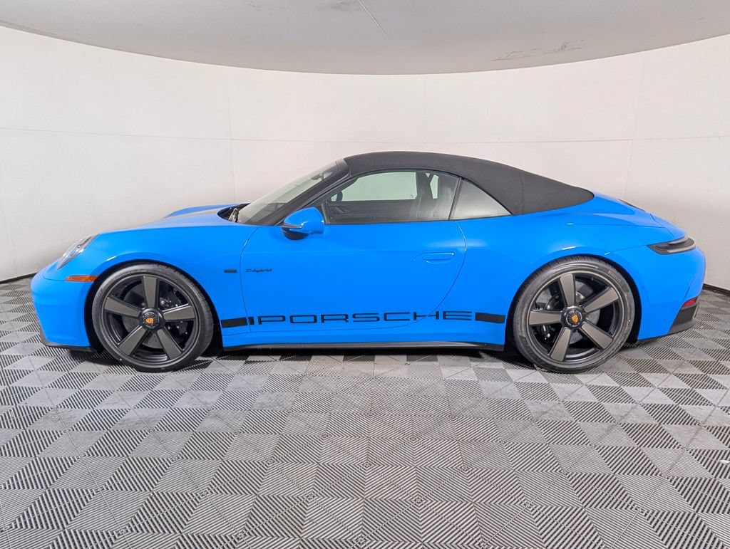 Certified 2026 Porsche 911 GTS RWD image 3