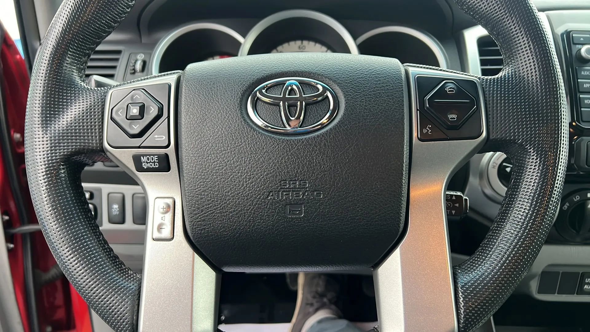 Used 2014 Toyota Tacoma 4x4 Access Cab V6 w/ SR5 Package image 22