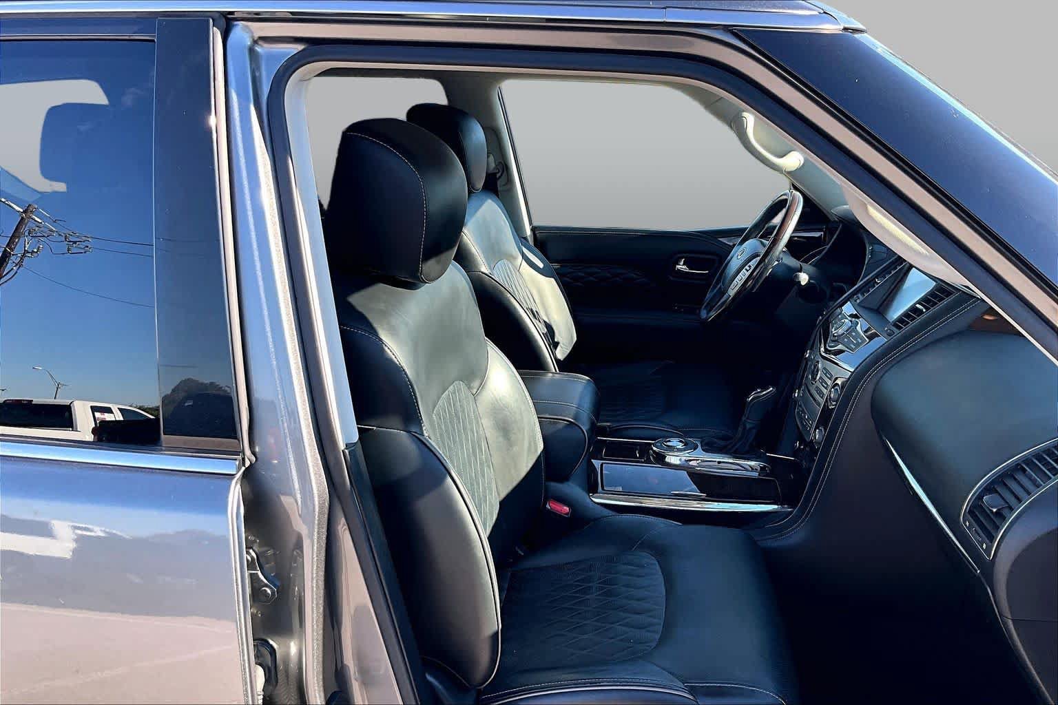 Used 2018 INFINITI QX80 2WD w/ Deluxe Technology Package image 9