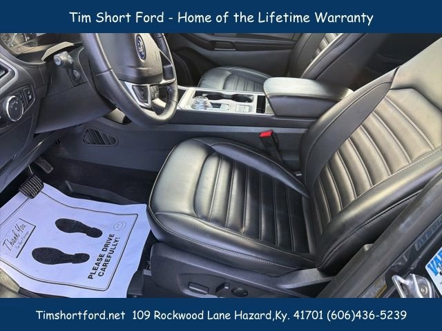 Used 2024 Ford Edge SEL w/ Convenience Package AWD/4WD image 9