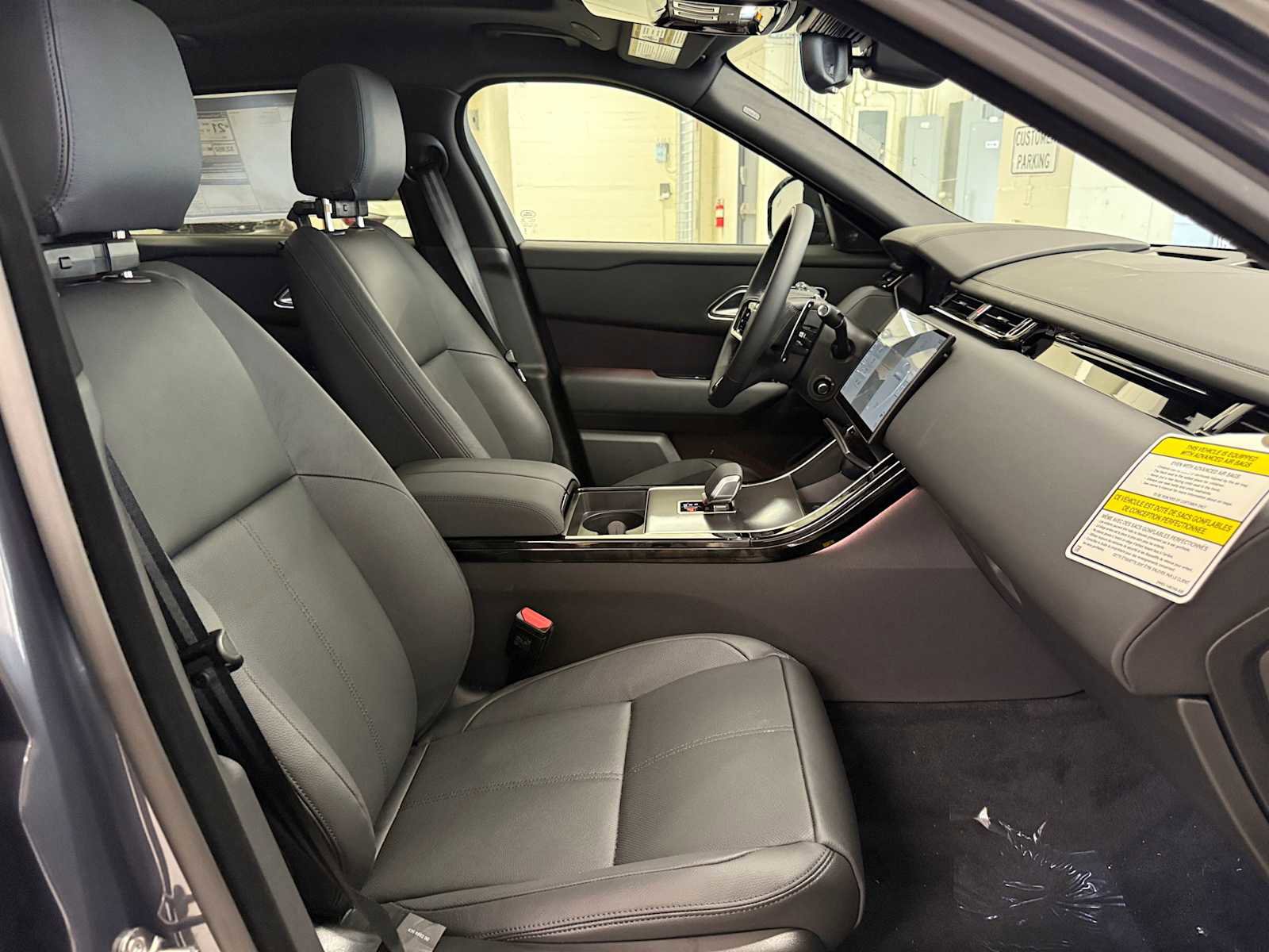 Used 2026 Land Rover Range Rover Velar Dynamic SE image 10