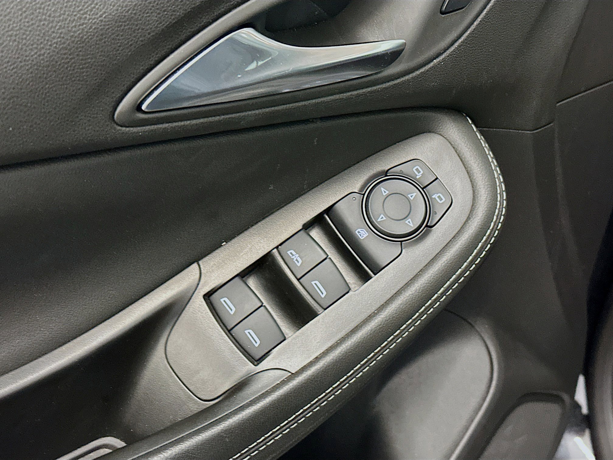 Used 2025 Buick Encore GX Preferred image 15