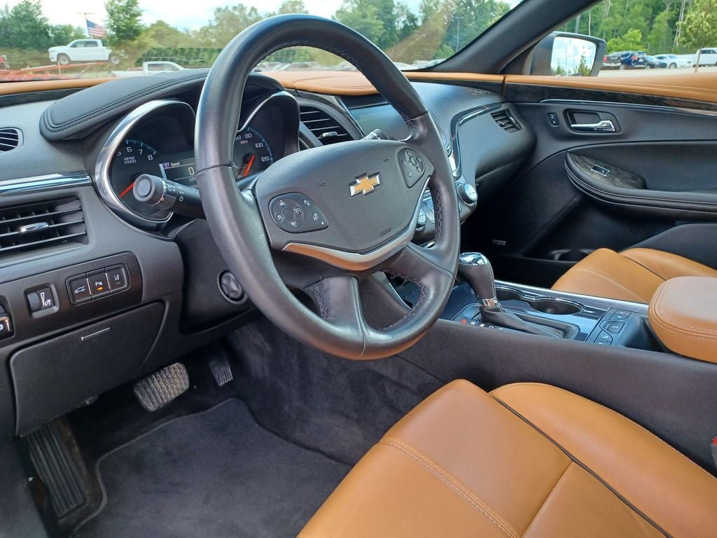 Used 2016 Chevrolet Impala LTZ w/ Enhanced Convenience Package FWD image 17