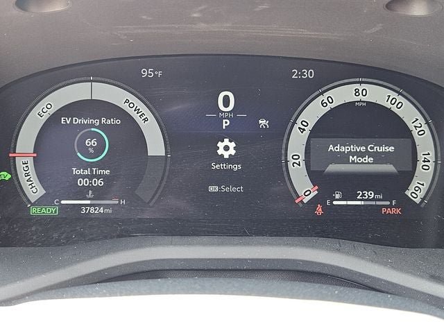 Used 2025 Toyota Camry XSE FWD image 29