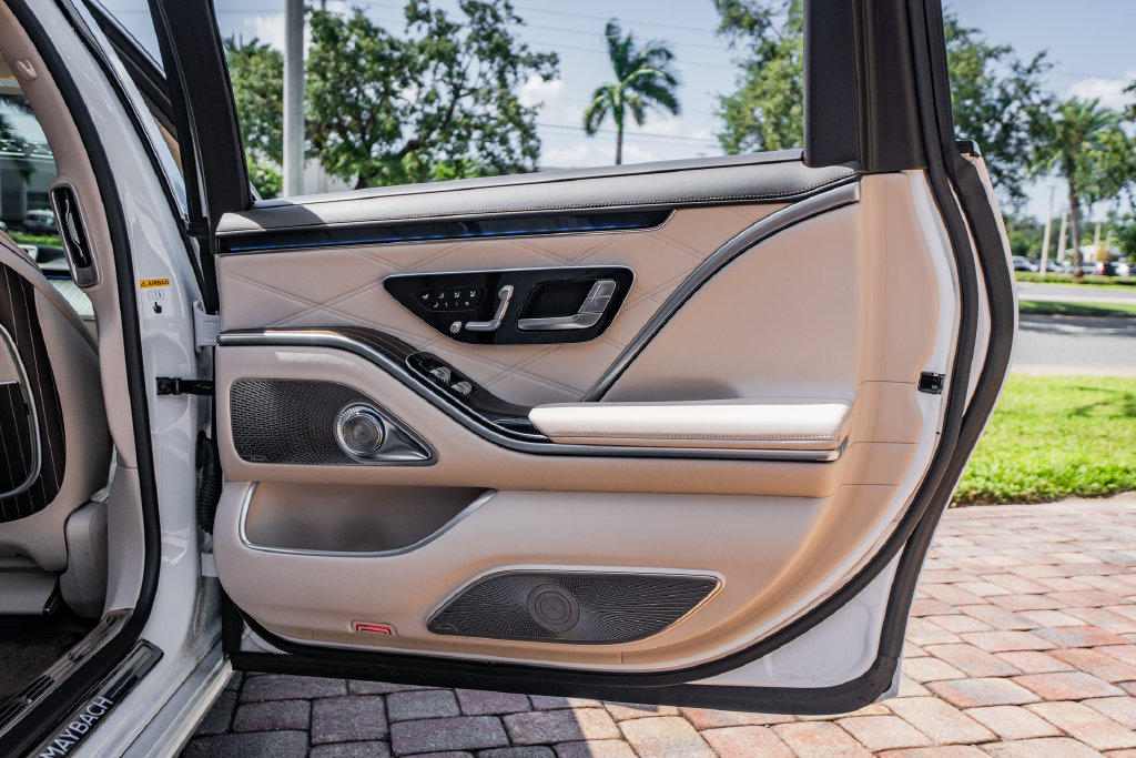 Used 2024 Mercedes-Benz Maybach S 680 4MATIC image 37