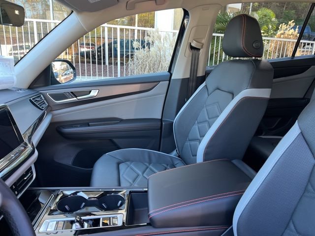 New 2026 Volkswagen Atlas Peak Edition AWD/4WD image 10