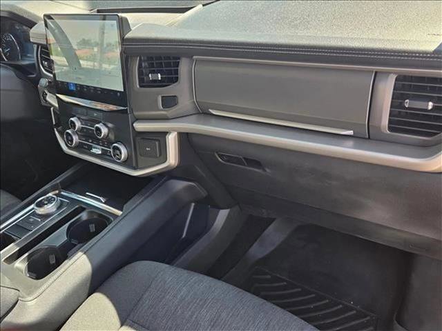 Used 2022 Ford Expedition XLT image 21