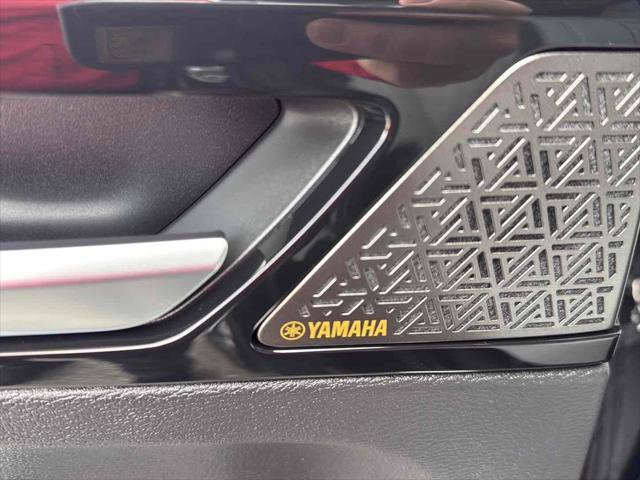 Used 2025 Mitsubishi Outlander SEL image 38