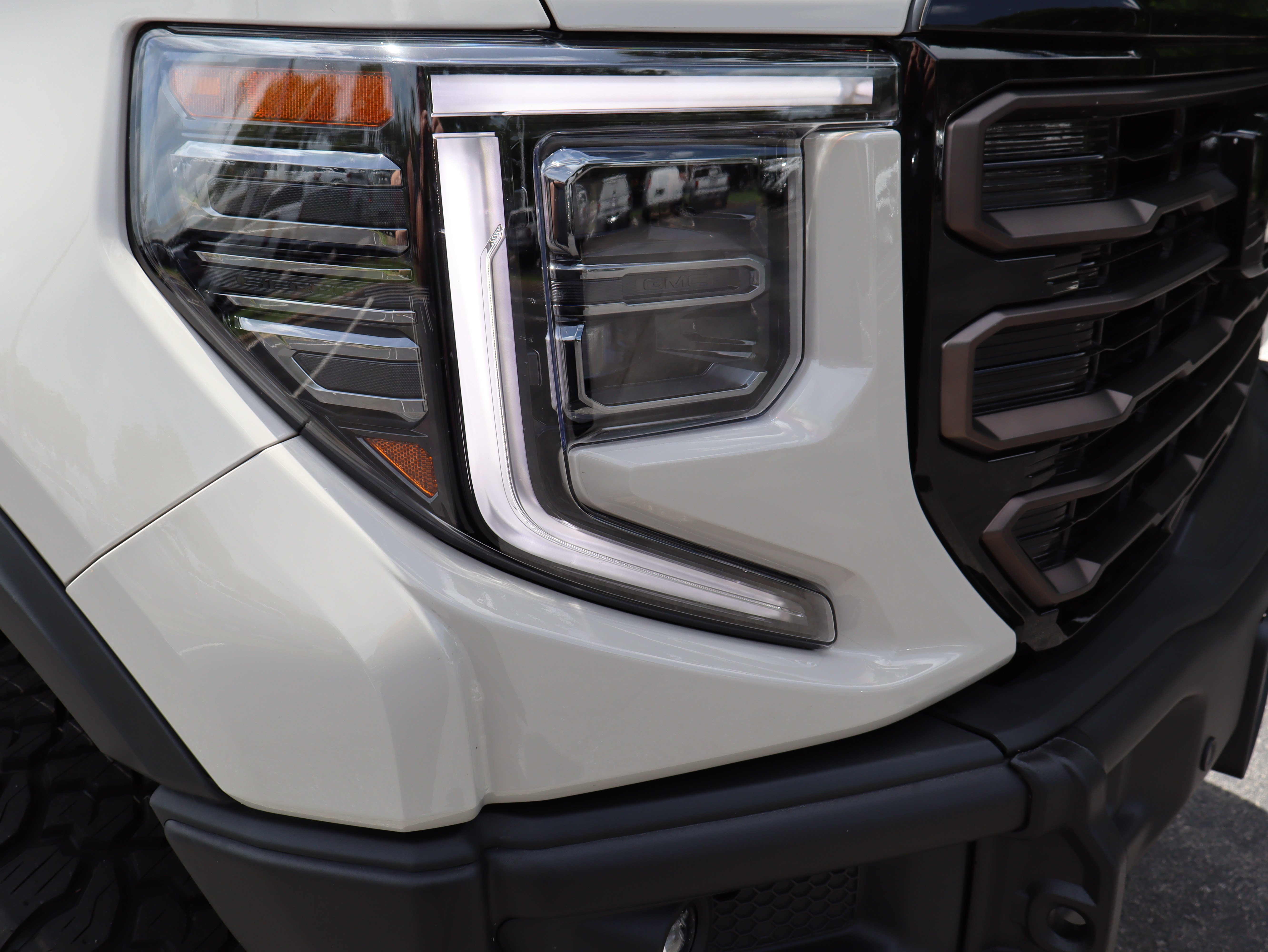 Used 2026 GMC Sierra 1500 AT4X AWD/4WD image 15