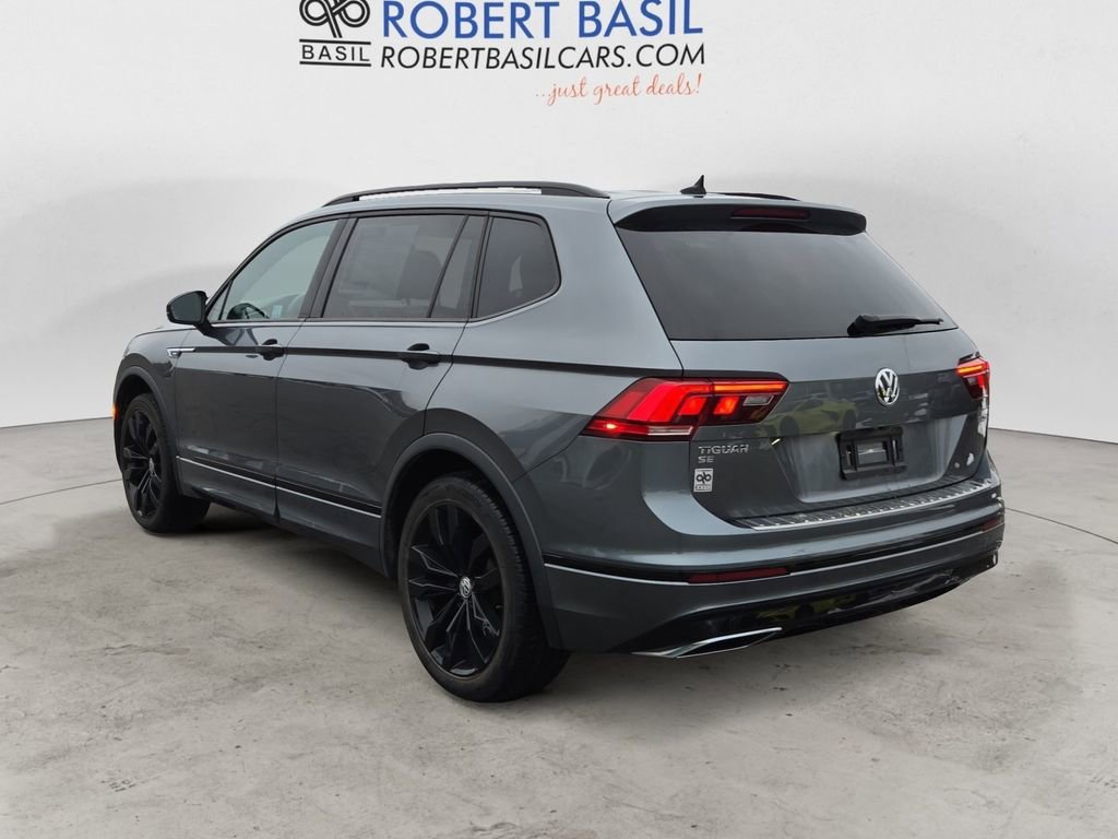 Used 2021 Volkswagen Tiguan SE R-Line image 3
