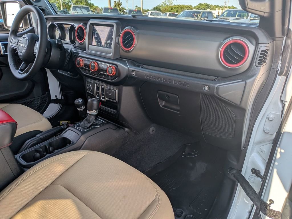 Used 2023 Jeep Wrangler Sport AWD/4WD image 32