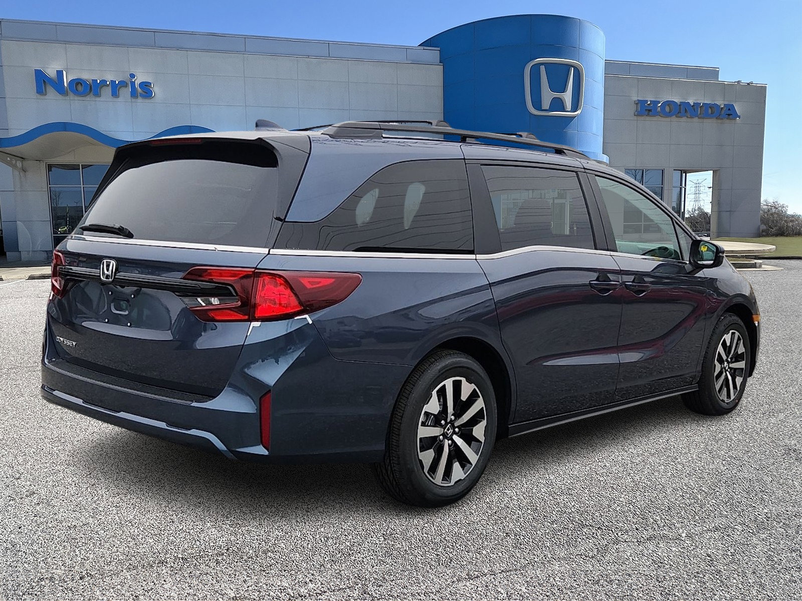 New 2026 Honda Odyssey EX-L image 4