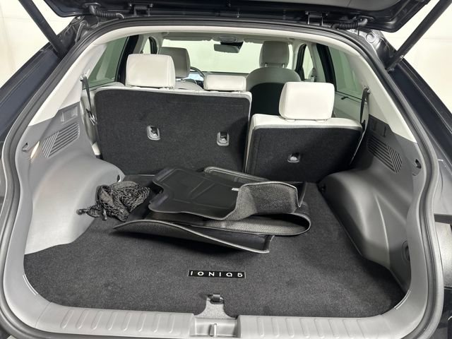 Used 2024 Hyundai Ioniq 5 Limited image 26