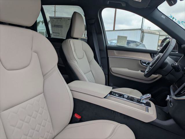 New 2026 Volvo XC90 T8 Plus w/ Protection Package AWD/4WD image 14