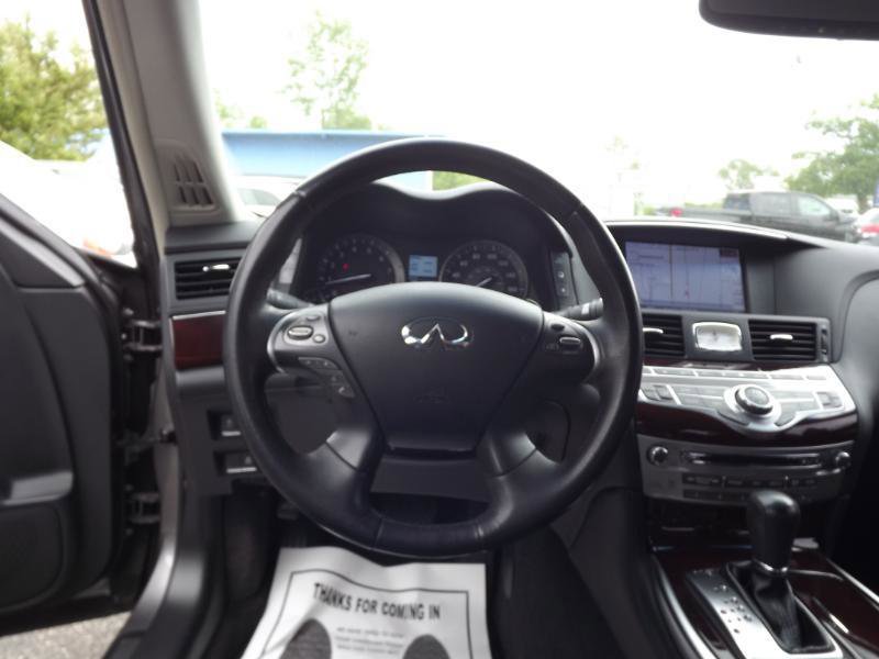 Used 2013 INFINITI M37 w/ Premium Pkg RWD image 12