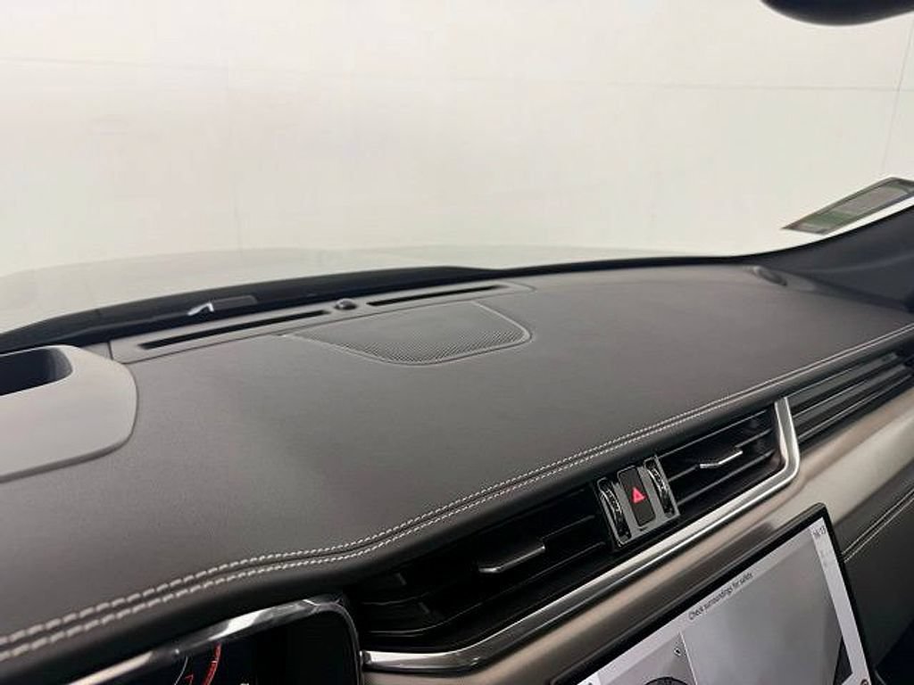 New 2026 Jaguar F-PACE R-Dynamic S AWD/4WD image 32