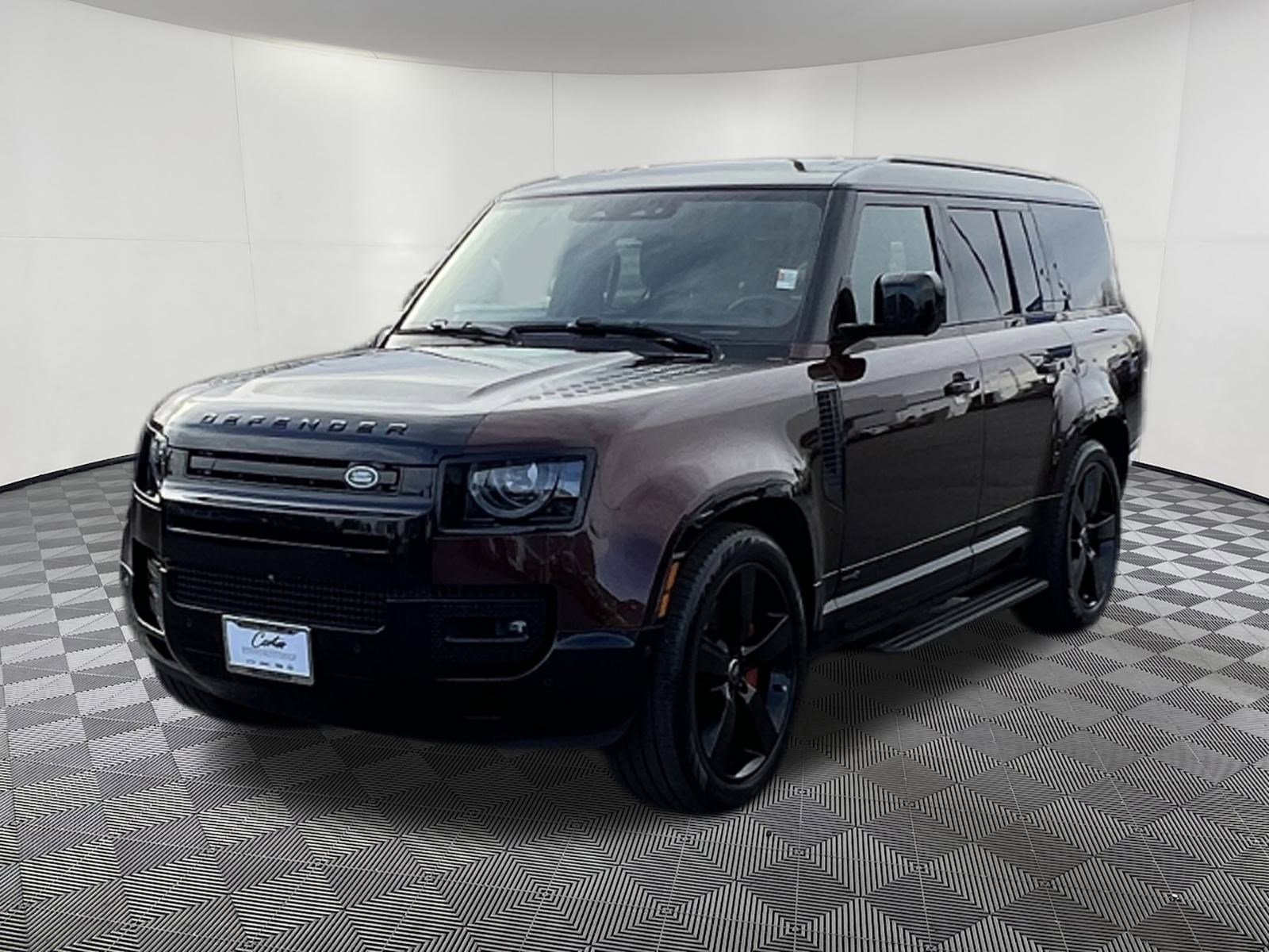 Used 2023 Land Rover Defender 130 X image 3