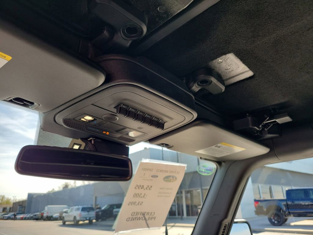 Certified 2024 Ford Bronco Wildtrak image 30