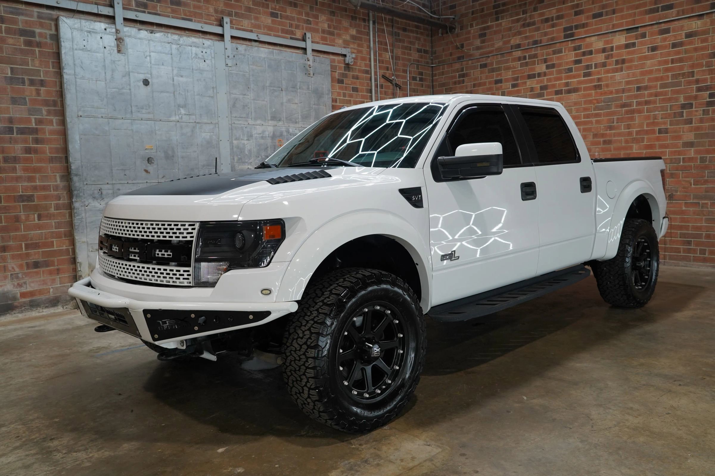 Used 2014 Ford F150 Raptor w/ Equipment Group 801A Luxury AWD/4WD image 7