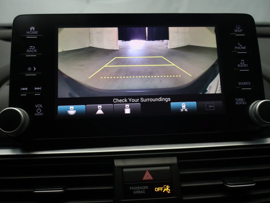 Used 2018 Honda Accord Touring image 23
