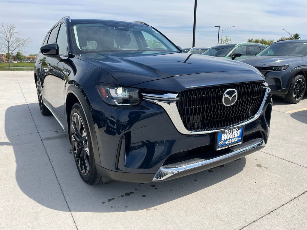 Used 2024 MAZDA CX-90 Plug-In Hybrid w/ Premium Pkg AWD/4WD image 2