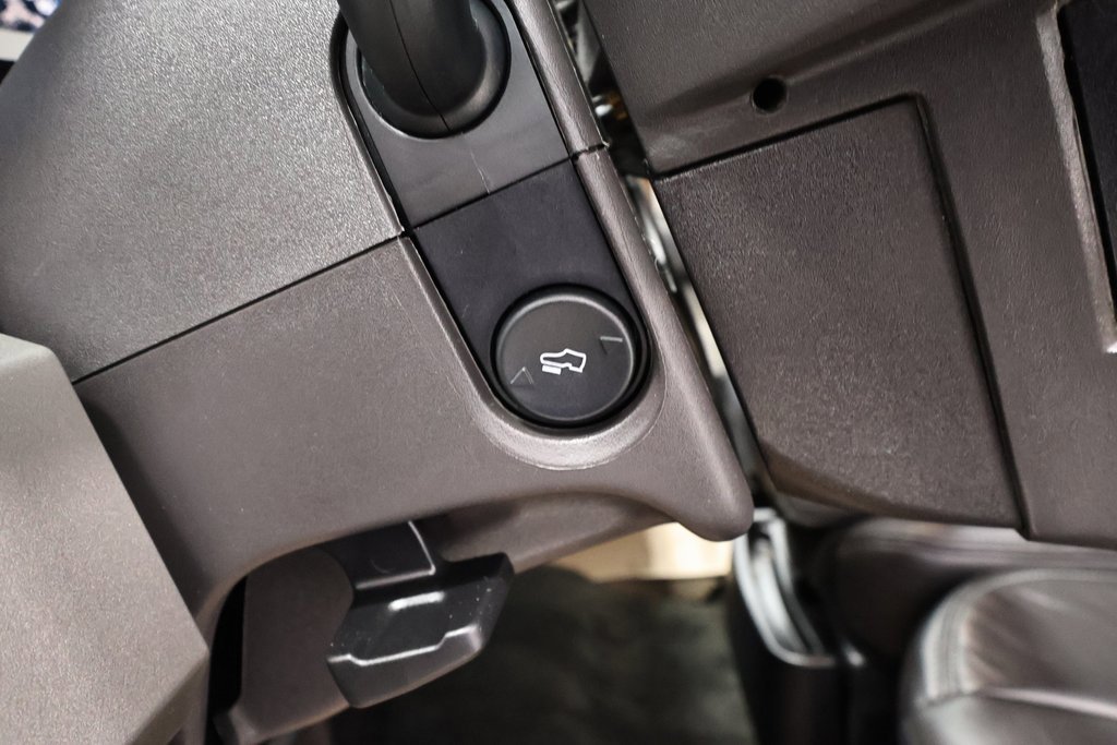 Used 2014 Ford F150 Lariat image 25