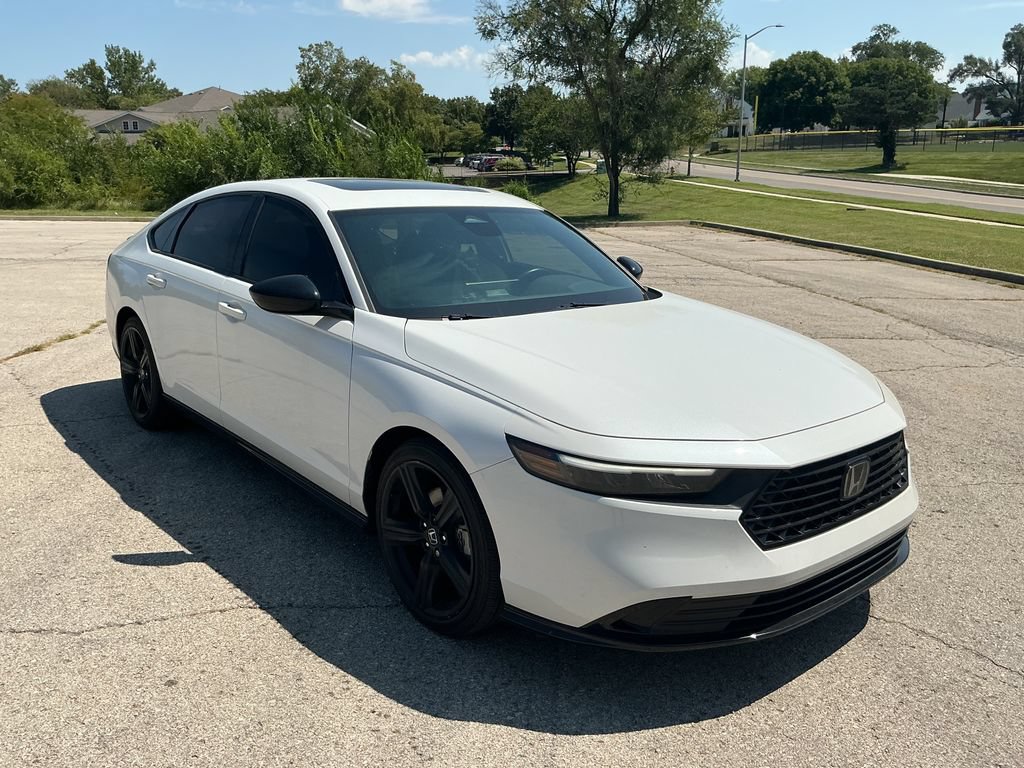 Used 2023 Honda Accord Sport image 6