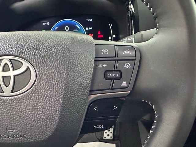 Certified 2025 Toyota Camry SE image 23