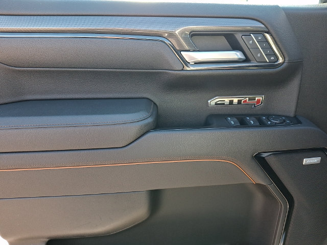 Used 2025 GMC Sierra 1500 AT4 AWD/4WD image 12