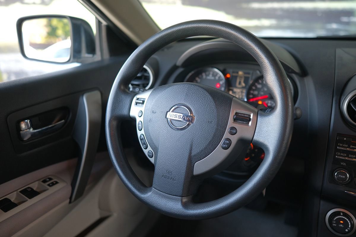 Used 2013 Nissan Rogue S w/ Special Edition Pkg image 43