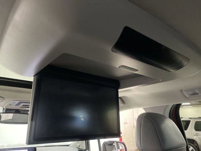 Used 2021 Toyota Sienna XLE image 30
