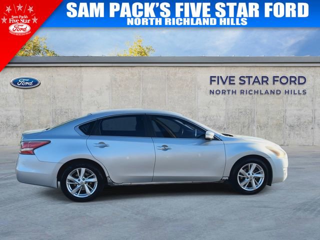 Used 2014 Nissan Altima 2.5 SV w/ Convenience Package image 10