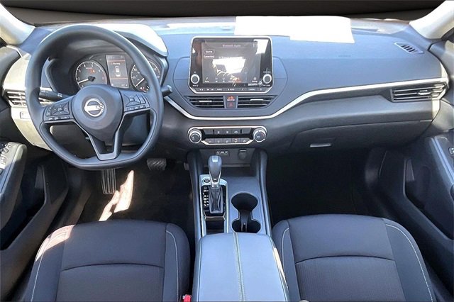 Certified 2025 Nissan Altima 2.5 S image 14