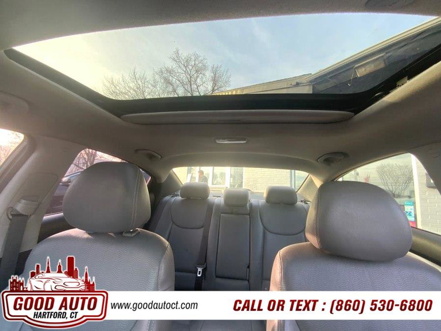 Used 2012 Hyundai Elantra Limited image 16