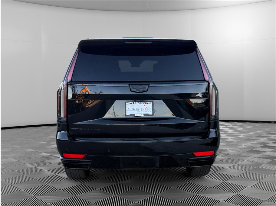 Used 2021 Cadillac Escalade ESV Premium Luxury image 4