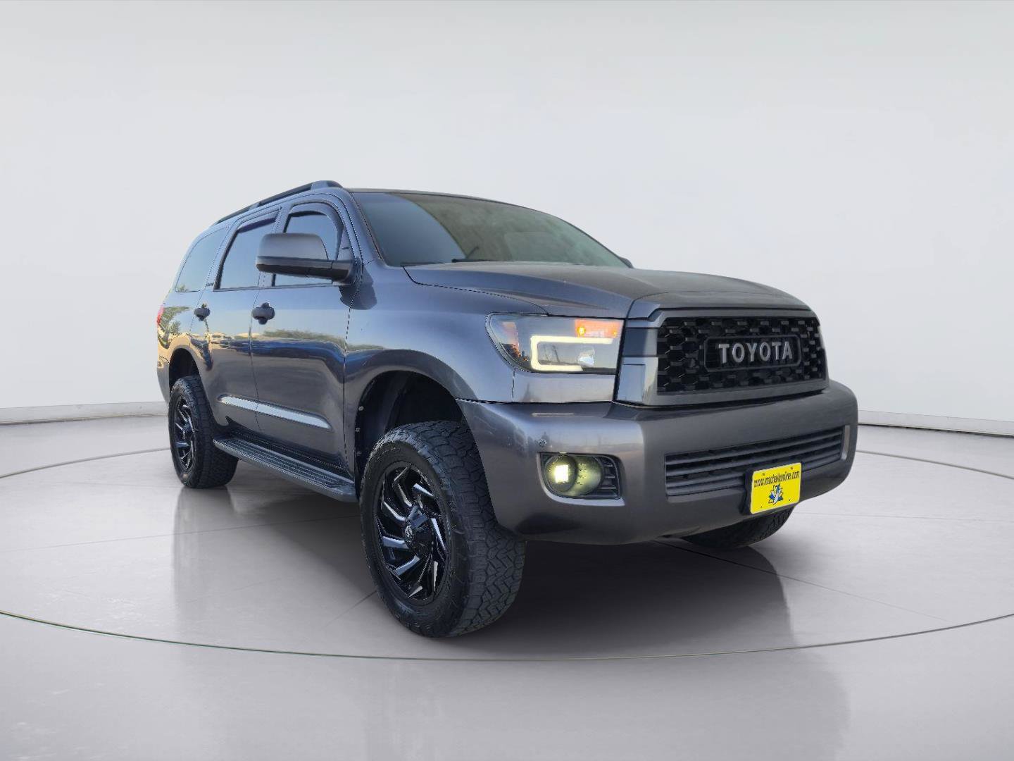 Used 2015 Toyota Sequoia Limited RWD image 7