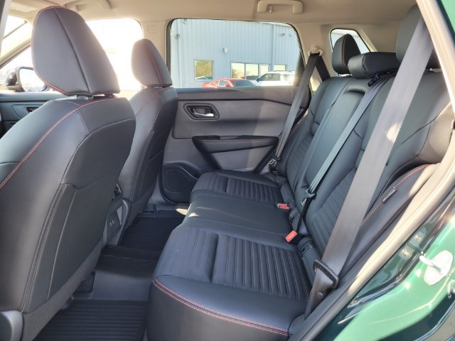 New 2026 Nissan Rogue SV w/ Rock Creek Premium Package AWD/4WD image 6