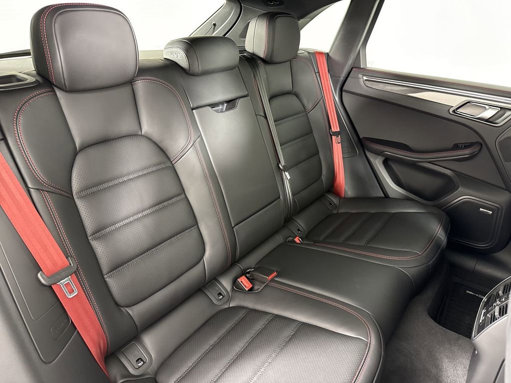 New 2026 Porsche Macan GTS AWD/4WD image 23