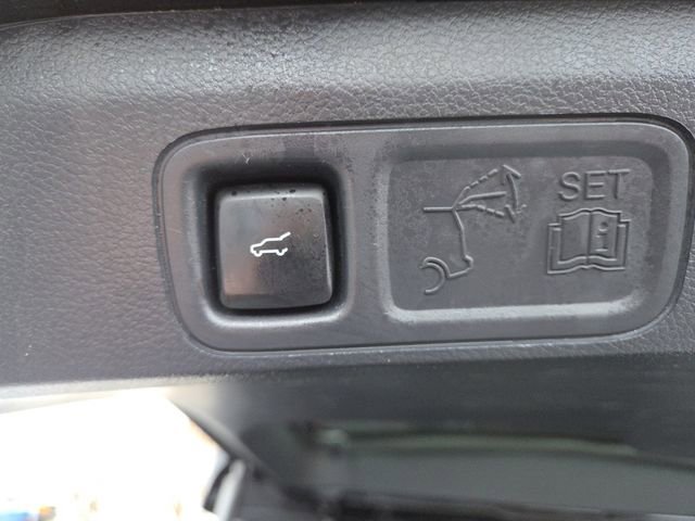 Used 2024 Lincoln Navigator Premiere image 21