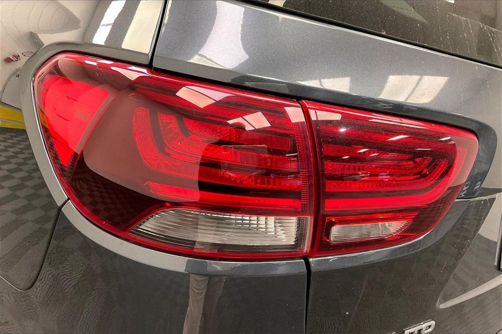 Used 2020 Kia Sorento EX image 25