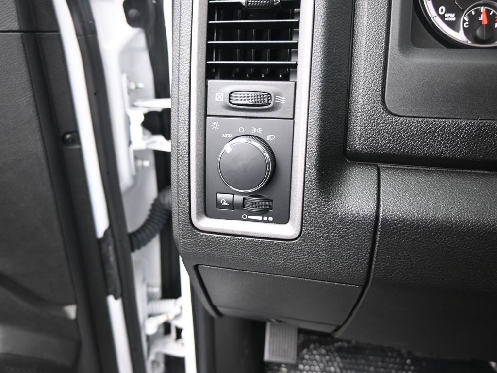 Used 2024 RAM 1500 Tradesman w/ Popular Equipment Group image 32