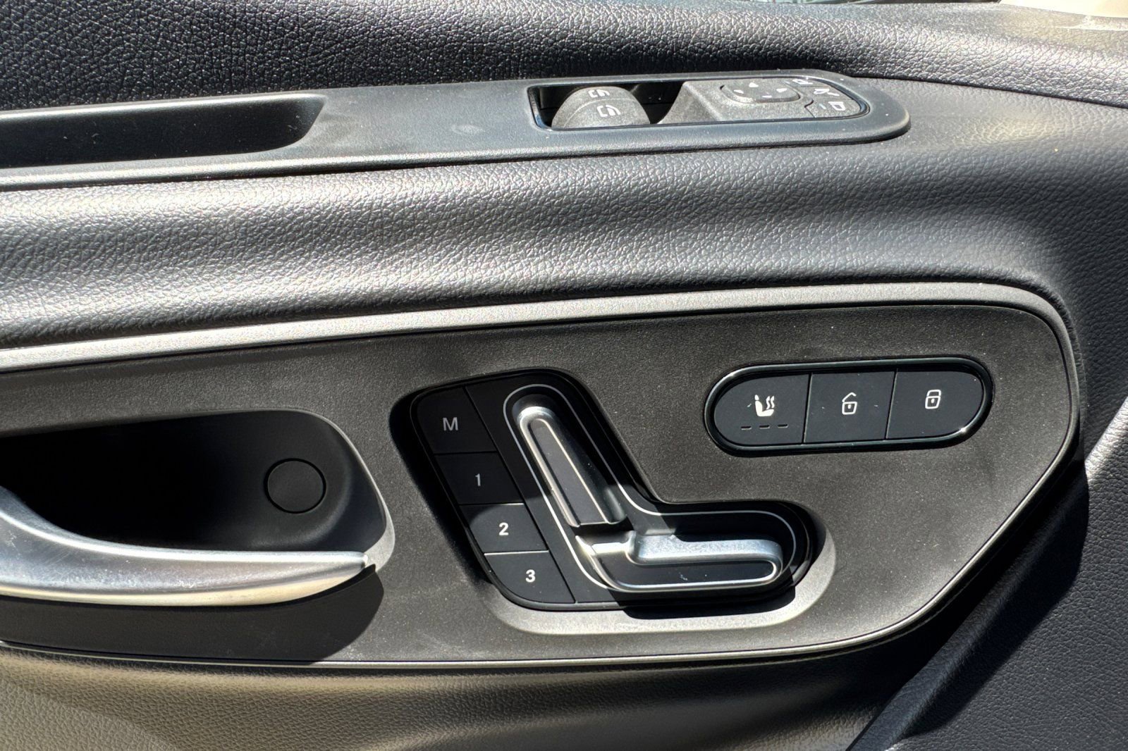 New 2025 Mercedes-Benz Sprinter 2500 image 12