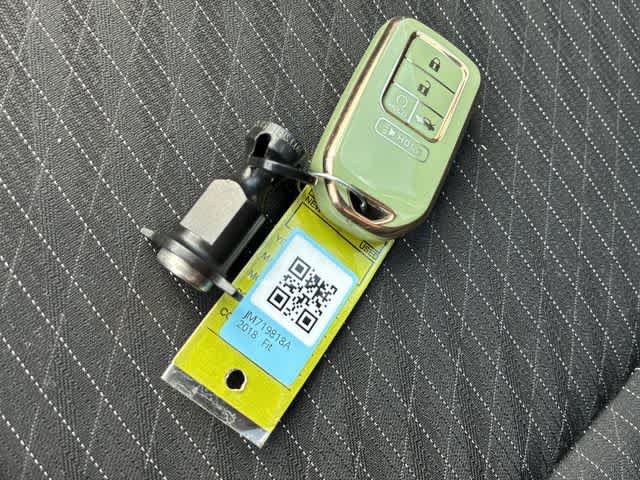Used 2018 Honda Fit EX image 38