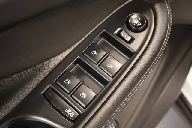 Used 2017 Buick Envision Essence AWD/4WD image 11