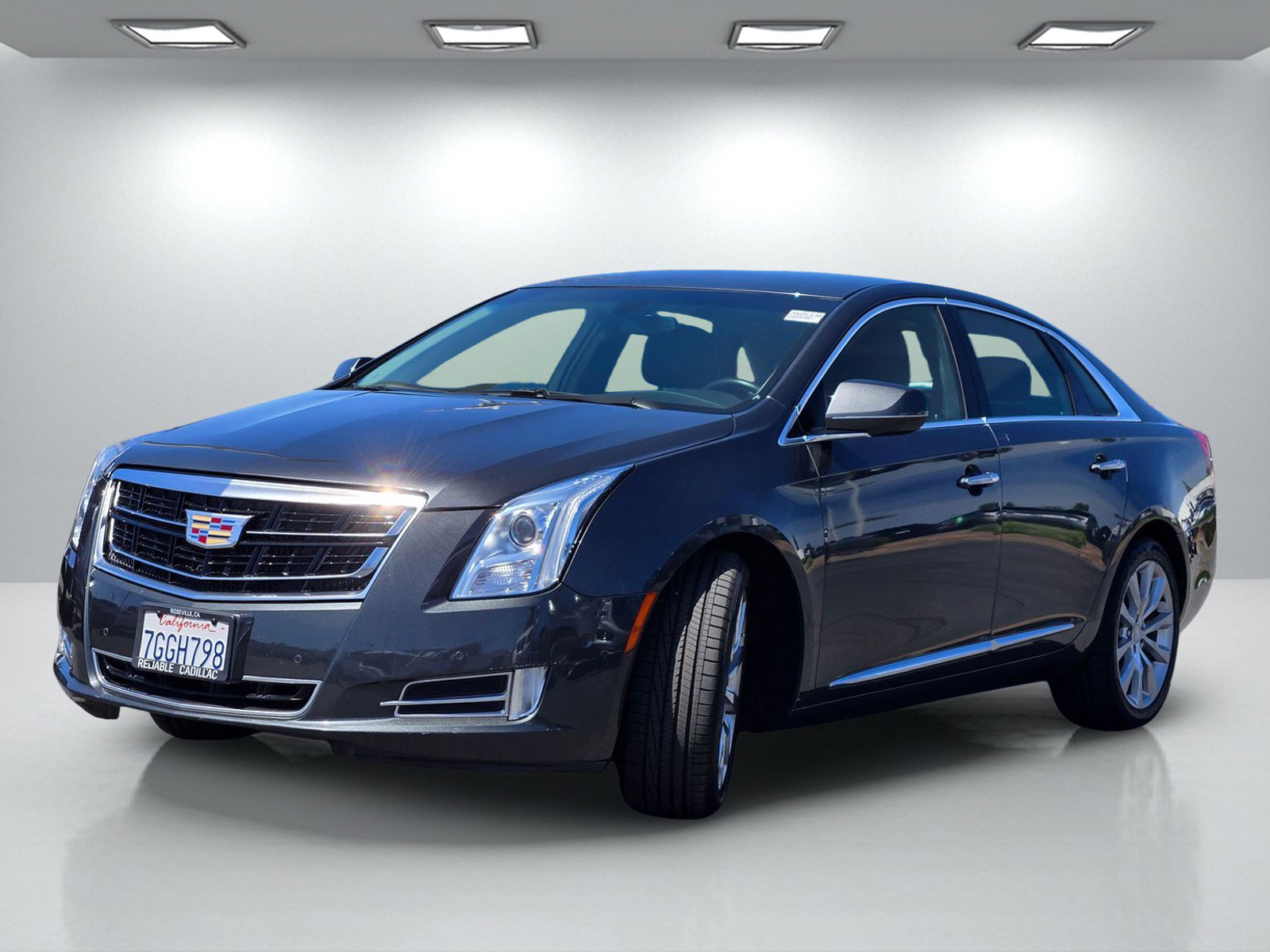 Used 2017 Cadillac XTS Luxury image 8