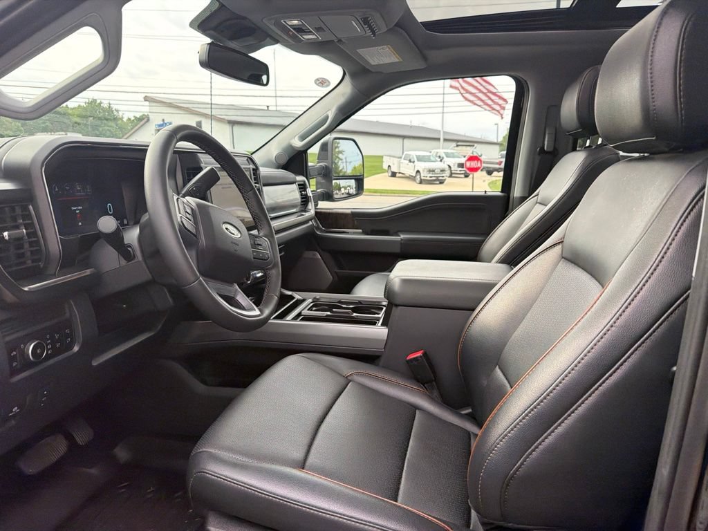 Used 2026 Ford F350 Lariat w/ Black Appearance Package AWD/4WD image 9