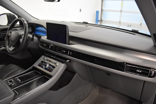 Used 2020 Lincoln Aviator Reserve w/ Equipment Group 202A AWD/4WD image 18